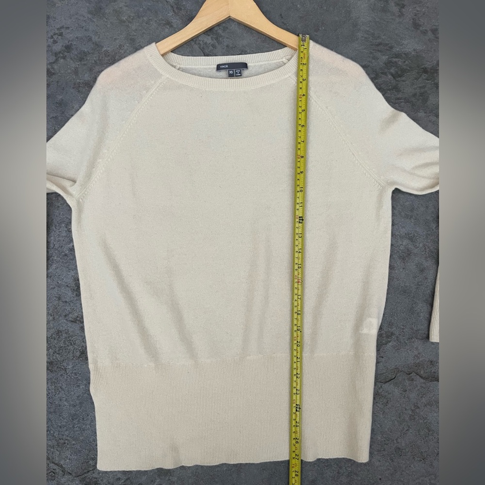 Vince. Cream 100% CASHMERE Sweater OVERSIZED XS Long-Sleeved Crew Neck Side Slit - Picture 4 of 8